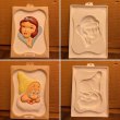 画像2: 50s Disney Snow White & 7 Dwarfs Plastic Wall Plaques (2)