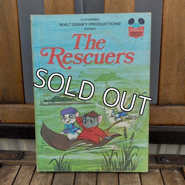 画像1: 70s Walt Disney Vintage Book "The Rescuers" (1)