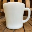 画像1: 80s Anchor Hocking Mug D-Handle Mug "White" (1)