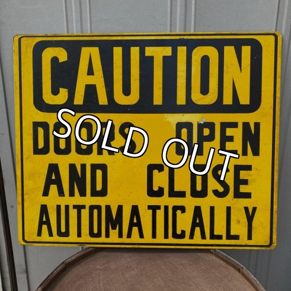 画像1: Vintage Sign "Doors Open and Close Automatically" (A) (1)