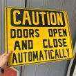 画像8: Vintage Sign "Doors Open and Close Automatically" (A) (8)
