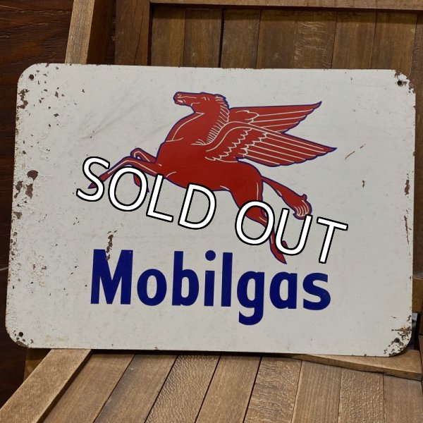 画像1: 1940s Mobilgas Single-sided Tin Station Sign (1)
