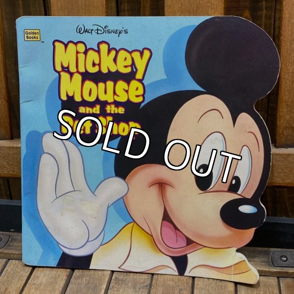 画像1: 1996s Golden Book "Mickey Mouse and the Pet Shop" (1)