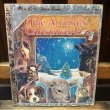 画像1: 1977s a Little Golden Book "The Animals' Christmas Eve" (1)