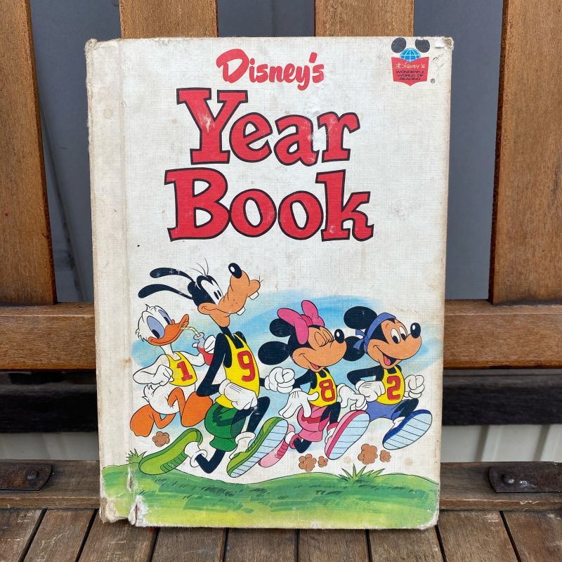 1982s Disney's Year Book KANCHI HOUSE